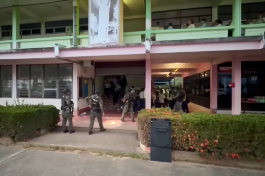 Patongpratankirivatas skola.