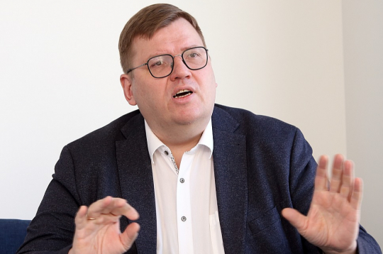 Juris Pūce: "Zaļo un zemnieku savienības līderi 2018. gadā faktiski atklāti mums piedāvāja līdzīgu darījumu – palīdziet mums nonākt valdībā un mēs atbalstīsim partnerattiecību regulējumu un Stambulas konvencijas ratifikāciju."