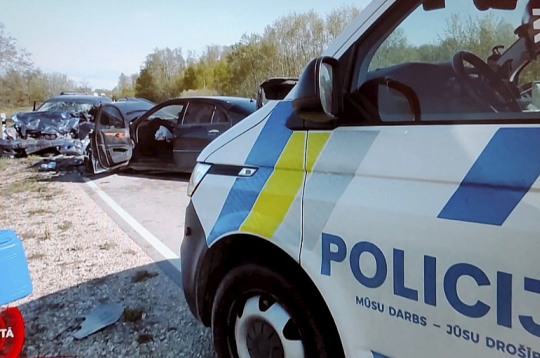 Negadījums notika skaidrā maija dienā, redzamību nekas netraucēja. Visā vainojams autovadītāja dzērums. Negadījums notika skaidrā maija dienā, redzamību nekas netraucēja. Visā vainojams autovadītāja dzērums.