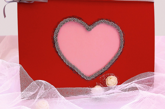 Apsveikuma kartīte.