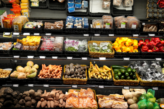 Pārtika. Svaigi dārzeņi.