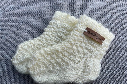 Zeķītes jaundzimušajam.