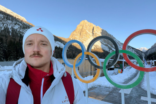 Piedzīvotā netaisnība pret ukraiņu sportistu un agresorvalstu pārstāvju pielaide olimpiādē Latvijas izlases trenerim Ivo Šteinbergam rada
pārdomas, vai pēc šādiem notikumiem olimpiskās spēles var
stādīt par augstāko mērķi?