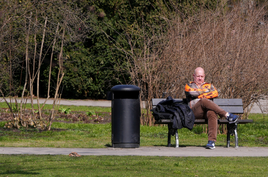 Vīrietis Vērmanes dārzā. Vīrietis Vērmanes dārzā.