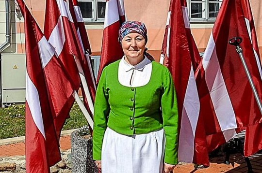 Limbažu kultūras nama vadītāja Arta Zunde. Limbažu kultūras nama vadītāja Arta Zunde.