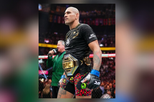 Alekss Pereira. Alekss Pereira.