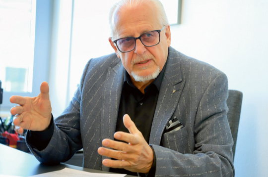 Jānis Gaigals, LAPNA valdes priekšsēdētājs: "Latvijai ir visas iespējas kļūt par putnkopības līderi Baltijā un Ziemeļeiropā – viss atkarīgs no politiskajām izvēlēm." Jānis Gaigals, LAPNA valdes priekšsēdētājs: "Latvijai ir visas iespējas kļūt par putnkopības līderi Baltijā un Ziemeļeiropā – viss atkarīgs no politiskajām izvēlēm."