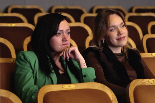 Agrita un Estere Bindres.