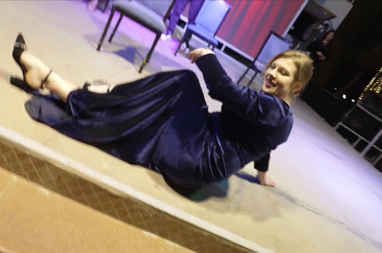 Magone Liedeskalna skaistumkonkursā iet uz visu banku.