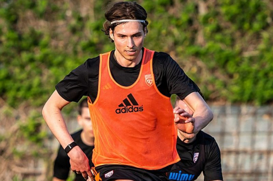 Roberts Uldriķis pēc smagas ceļgala traumas izārstēšanas atgriezies Latvijas izlasē.