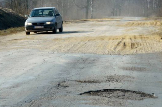 Skaistais pavasara ceļš.
