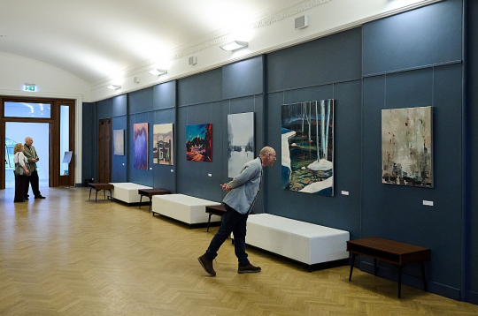 VEF Kultūras pilī līdz 6. aprīlim apskatāma Jāzepa Pīgožņa balvas Latvijas ainavu glezniecībā izstāde.