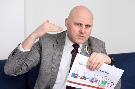 Andris Kulbergs: "Pirms vēlēšanām būs ļoti lielas kaislības ap ideoloģiskajiem jautājumiem kā Stambulas konvencija un tiks noņemts fokuss no tā, kas ir patiesi svarīgs Latvijai."