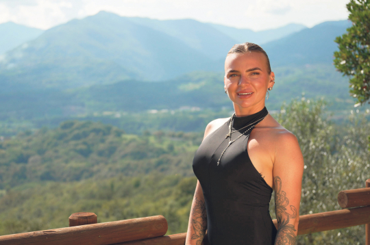 "Intrigu villas" Elīna.