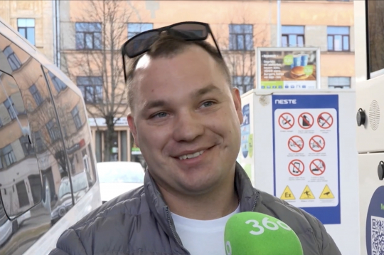 Autovadītājs Matīss.