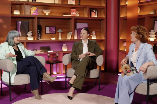 "Dāmas ar Drāmu" – Dana Bjorka, Linda Curika un Ieva Brante. "Dāmas ar Drāmu" – Dana Bjorka, Linda Curika un Ieva Brante.