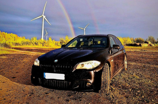 Ar šo auto apsūdzētais bēga no policistiem, tiesa lēma automašīnu "BMW" konfiscēt par labu valstij.