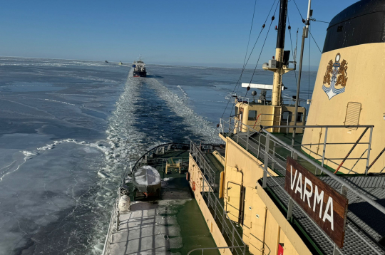 Ledlauzis VARMA 2026. gada ziemas apstākļos. Ledlauzis VARMA 2026. gada ziemas apstākļos.