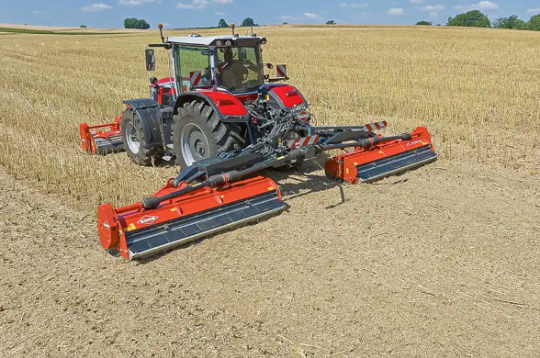 'Kuhn 6157 e-TPAL' pļāvējs.