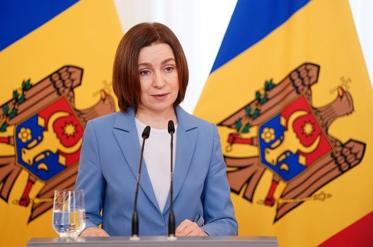 Moldovas prezidente Maija Sandu preses konferencē Rīgas pilī.