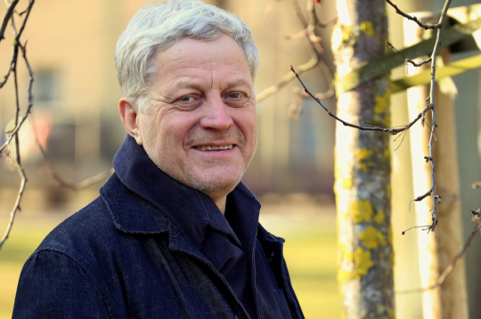 Latviešu teātra un kino aktieris Normunds Laizāns.