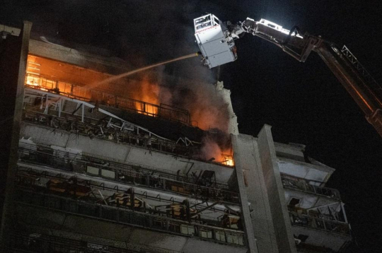 Ukrainas ziemeļos Sumu apgabalā nogalināti trīs cilvēki. Ukrainas ziemeļos Sumu apgabalā nogalināti trīs cilvēki.