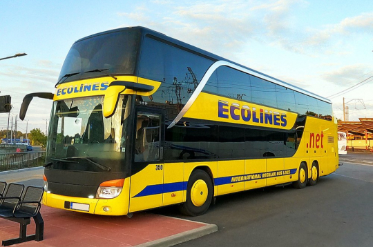 "Ecolines" turpināšot nodrošināt starptautiskos pasažieru pārvadājumus – uz kaimiņvalstīm, kā arī Amsterdamu, Berlīni un Prāgu. Uzņēmuma autobusu parkā ir vairāk nekā 200 autobusu. "Ecolines" turpināšot nodrošināt starptautiskos pasažieru pārvadājumus – uz kaimiņvalstīm, kā arī Amsterdamu, Berlīni un Prāgu. Uzņēmuma autobusu parkā ir vairāk nekā 200 autobusu.
