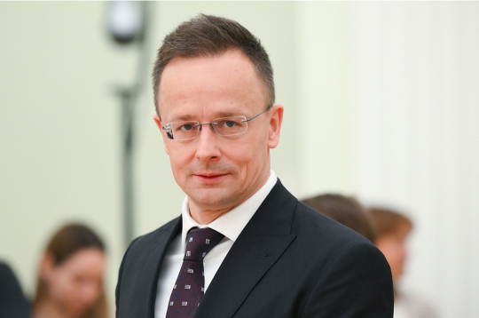 Ungārijas ārlietu ministrs Pēters Sījārto. Ungārijas ārlietu ministrs Pēters Sījārto.