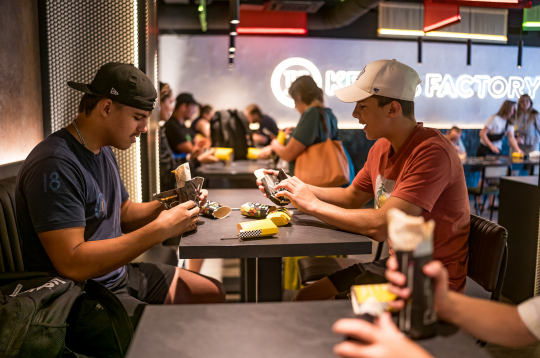 "Kebab Factory" telpas. "Kebab Factory" telpas.