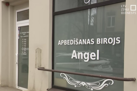 Apbedīšanas biroja "Angel" birojs.