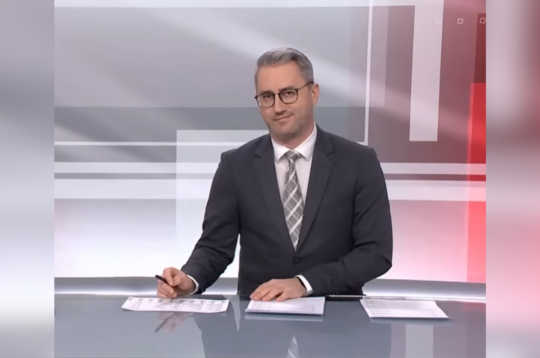 Jānis Geste raidījuma "Panorāma" studijā.