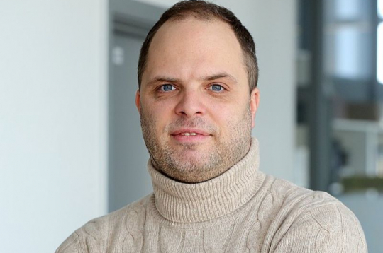 Harijs Āboliņš: "Pats esmu tētis, man gan ir četri dēli, nevis viens kā Albertam, un mana personīgā dzīve ir bijusi viļņaina."