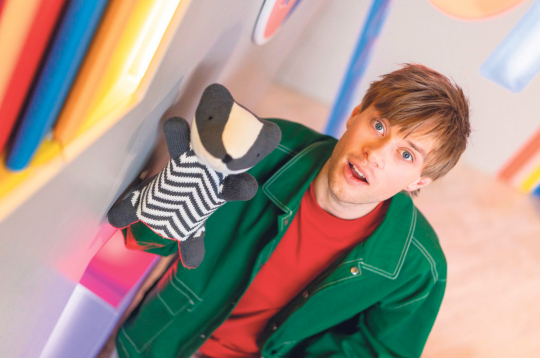 Leļļu teātra jaunais aktieris Krists Jēkabsons.