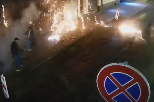 Pirotehnikas izmantošana uz ielas Daugavpilī.