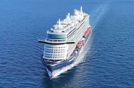 Kruīza kuģis "Mein Schiff Relax" Rīgā pietauvosies Krievu salas piestātnēm. Kruīza kuģis "Mein Schiff Relax" Rīgā pietauvosies Krievu salas piestātnēm.