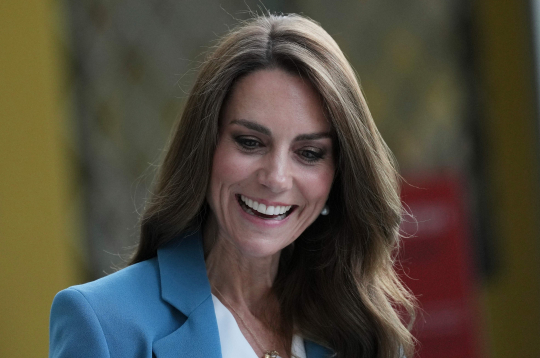 Lielbritānijas princese Keita, Velsas princese, ierodas Lorisa Malaguci Starptautiskajā centrā, kur piedalīsies interaktīvā māla darbnīcā divu dienu vizītes laikā Redžo Emīlijā, Itālijā, 2026. gada 13. maijā. Lielbritānijas princese Keita, Velsas princese, ierodas Lorisa Malaguci Starptautiskajā centrā, kur piedalīsies interaktīvā māla darbnīcā divu dienu vizītes laikā Redžo Emīlijā, Itālijā, 2026. gada 13. maijā.