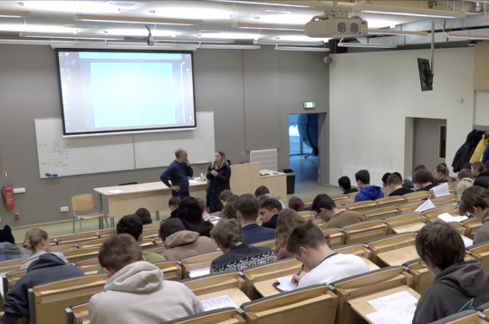 Noteiks stingrākas prasības studentiem no trešajām pasaules valstīm.