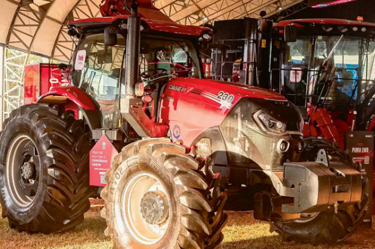 'Case IGH PUma 230' etanola traktors. 'Case IGH PUma 230' etanola traktors.