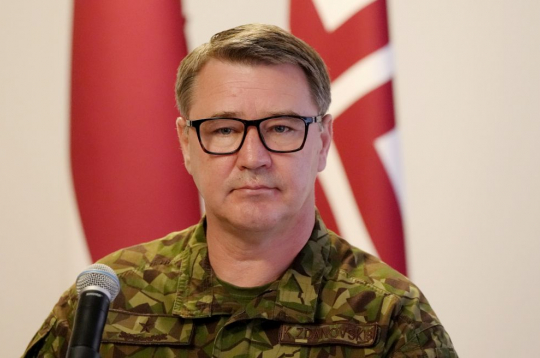 Nacionālo bruņoto spēku (NBS) Apvienotā štāba priekšnieka vietnieks atbalsta jautājumos brigādes ģenerālis Kaspars Zdanovskis. Nacionālo bruņoto spēku (NBS) Apvienotā štāba priekšnieka vietnieks atbalsta jautājumos brigādes ģenerālis Kaspars Zdanovskis.