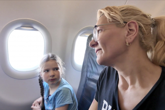 Vendija Karalkina ar meitu.