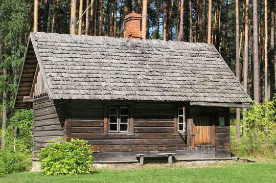 1936. gadā celtā divtelpu pirts no Grundzāles "Ilgupēm" Latvijas Brīvdabas muzejā.