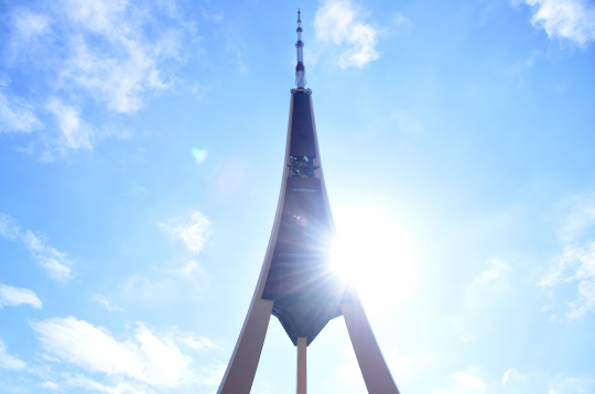 Rīgas radio un televīzijas tornis Zaķusalā.