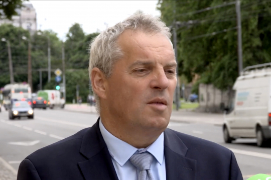 Ivo Ošenieks, Latvijas Pasažieru pārvadātāju asociācijas direktors. Ivo Ošenieks, Latvijas Pasažieru pārvadātāju asociācijas direktors.