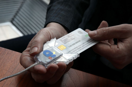 No elektroniskā paraksta lietošanai potenciāli nederīgajām kartēm 90% ir izsniegtas Latvijas pilsoņiem laikā no 2019. gada 2. septembra līdz 2022. gada 2. jūnijam.