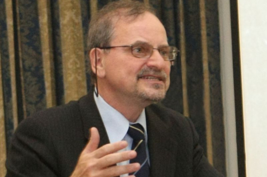 ASV dzīvojošais krievu rakstnieks Aleksandrs Geniss.