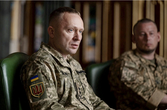 Ukrainas bruņoto spēku virspavēlnieka amatā ieceltais Mihailo Drapatijs.