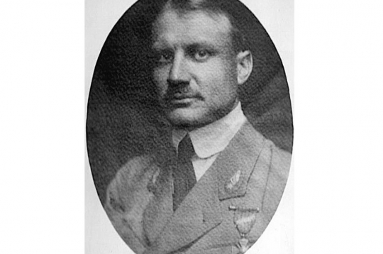 Eduards Pulpe Francijas kara aviācijas dienestā.