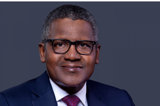 Āfrikas bagātākais cilvēks, Nigērijas uzņēmējs Aliko Dangote.