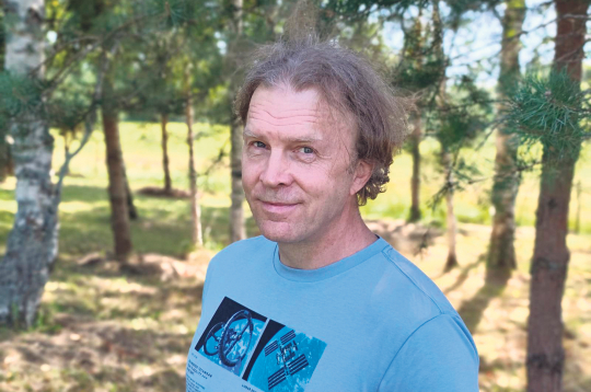 Balss aktieris un mūziķis Ilvars Jansons. Balss aktieris un mūziķis Ilvars Jansons.