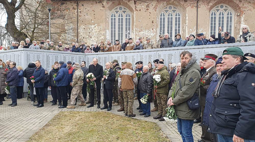 Leģionāru piemiņas pasākums Lestenes Brāļu kapos 16. martā.